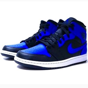 Nike Air Jordan 1 Mid Hyper Royal Men's Size 9 Shoes